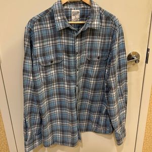 Used Mossimo Men’s XL L/S blue plaid flashier.  100% cotton.